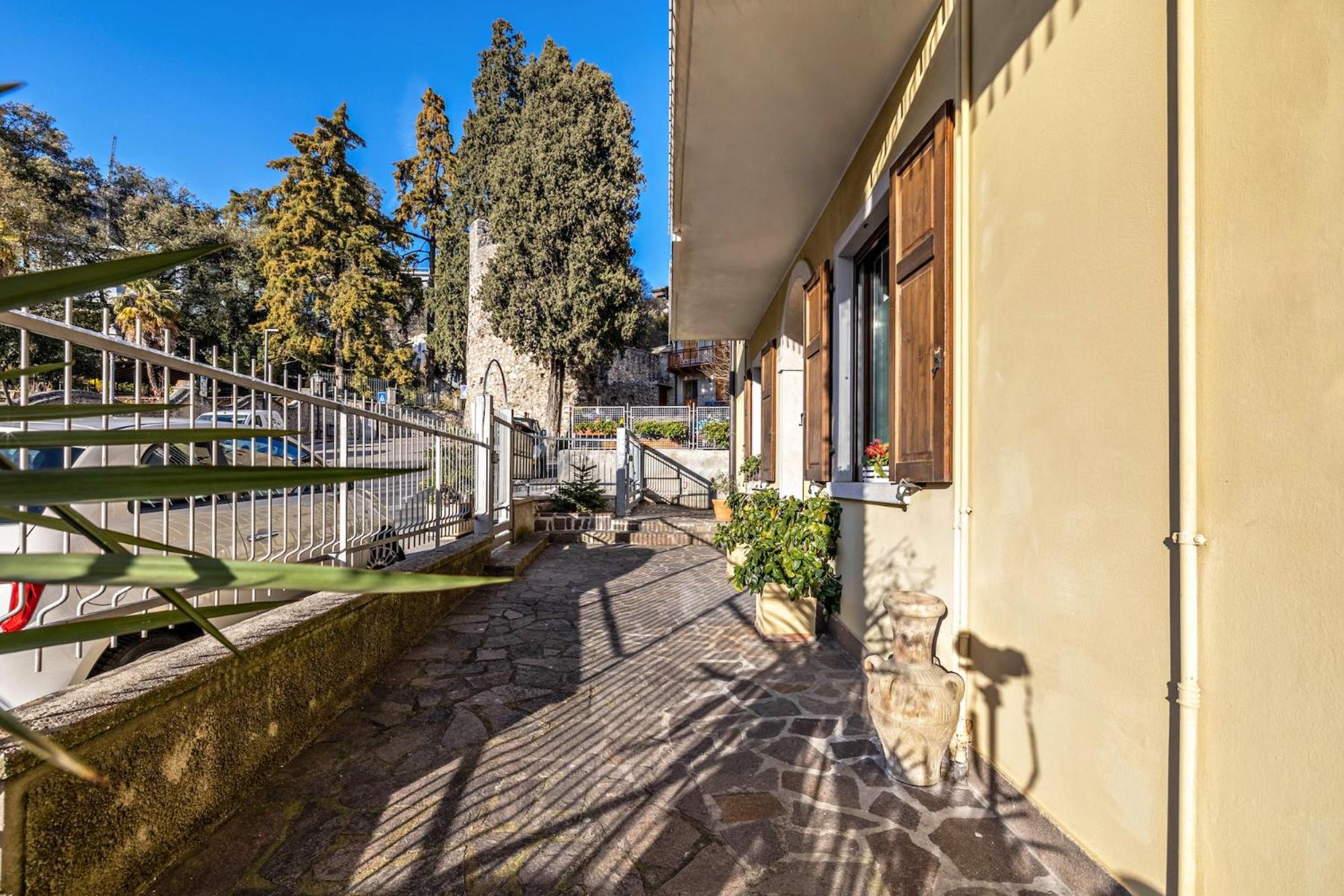 Appartamenti Villa Belvedere Arco Bagian luar foto
