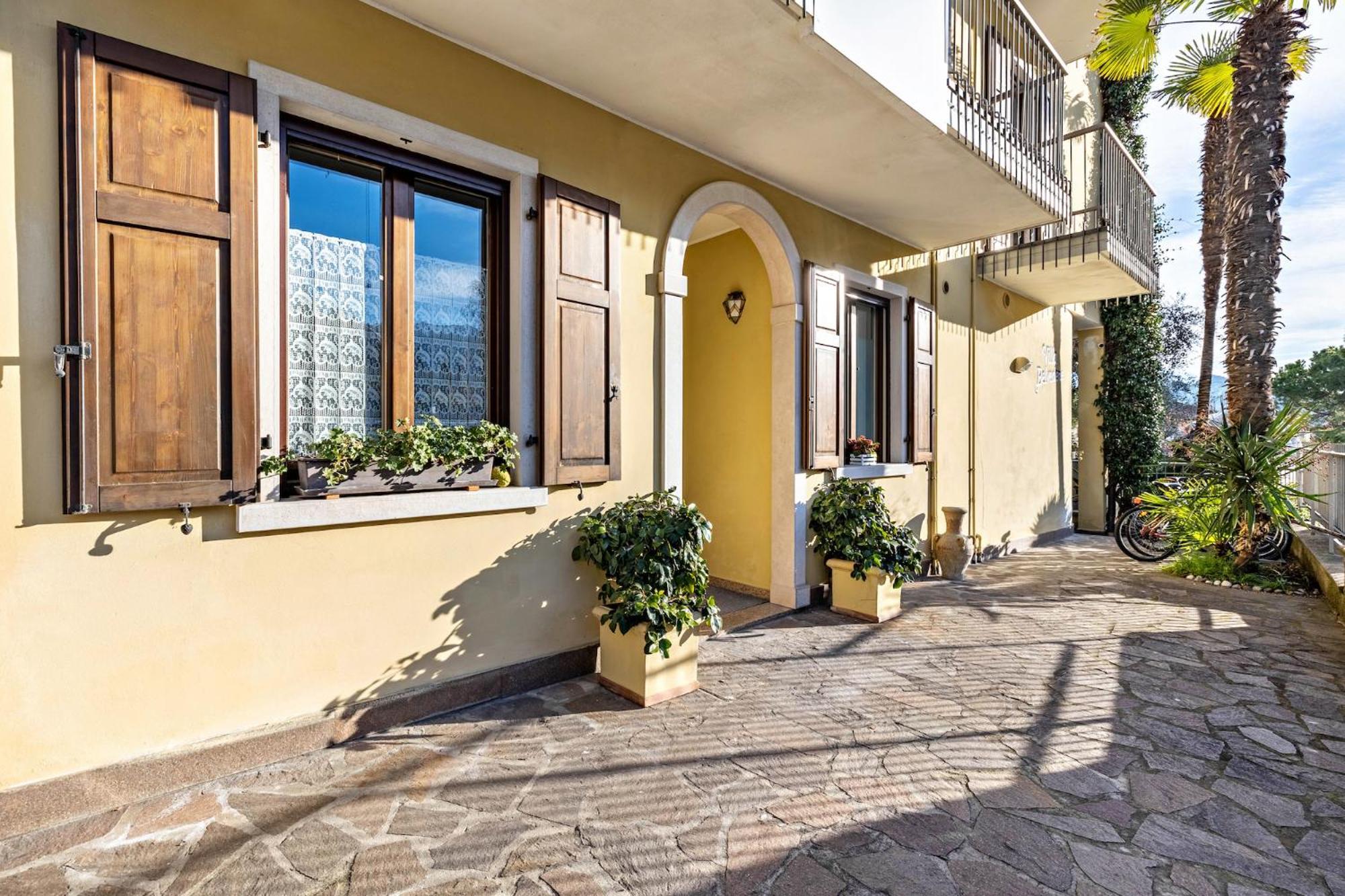 Appartamenti Villa Belvedere Arco Bagian luar foto