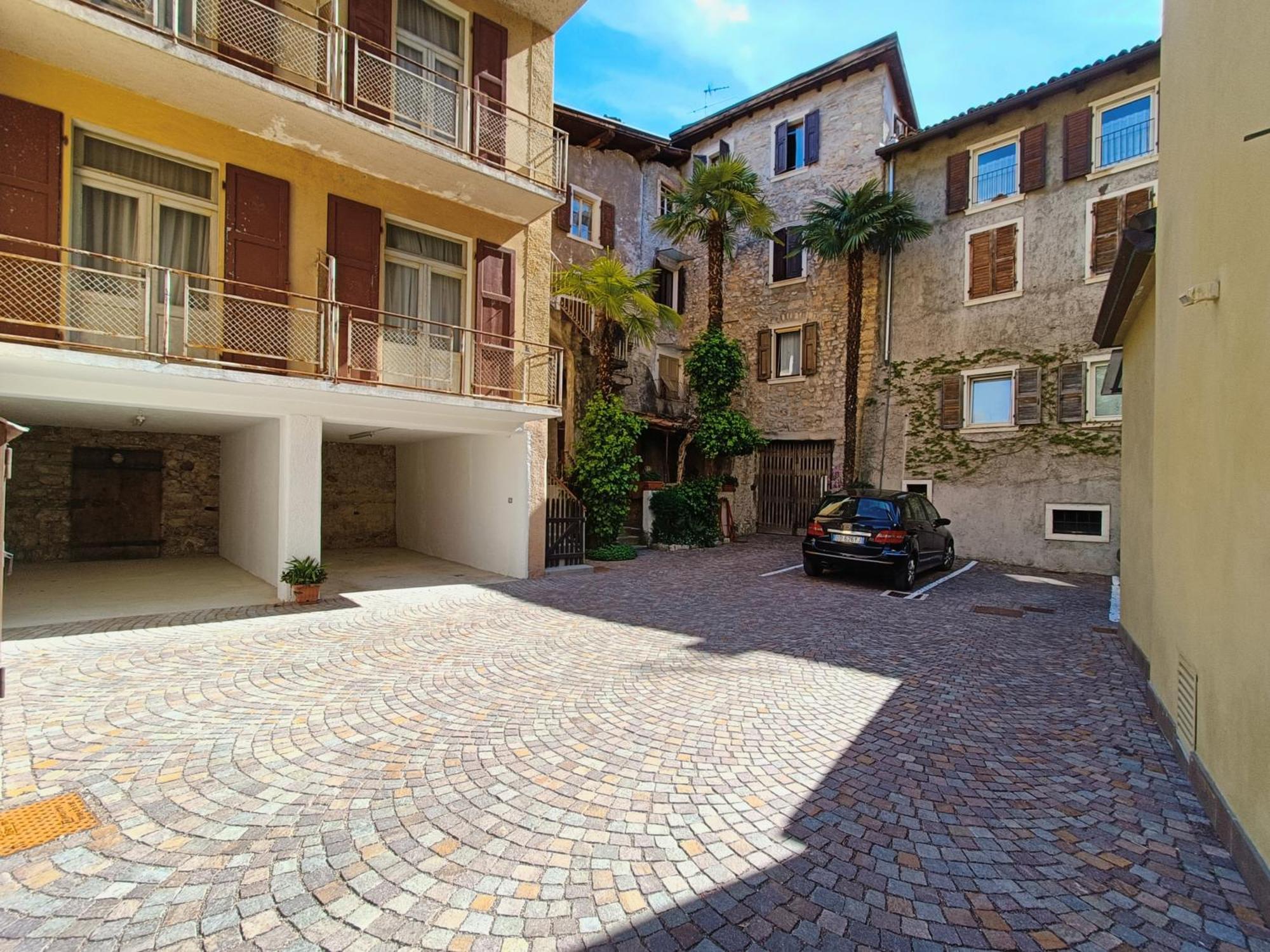 Appartamenti Villa Belvedere Arco Bagian luar foto