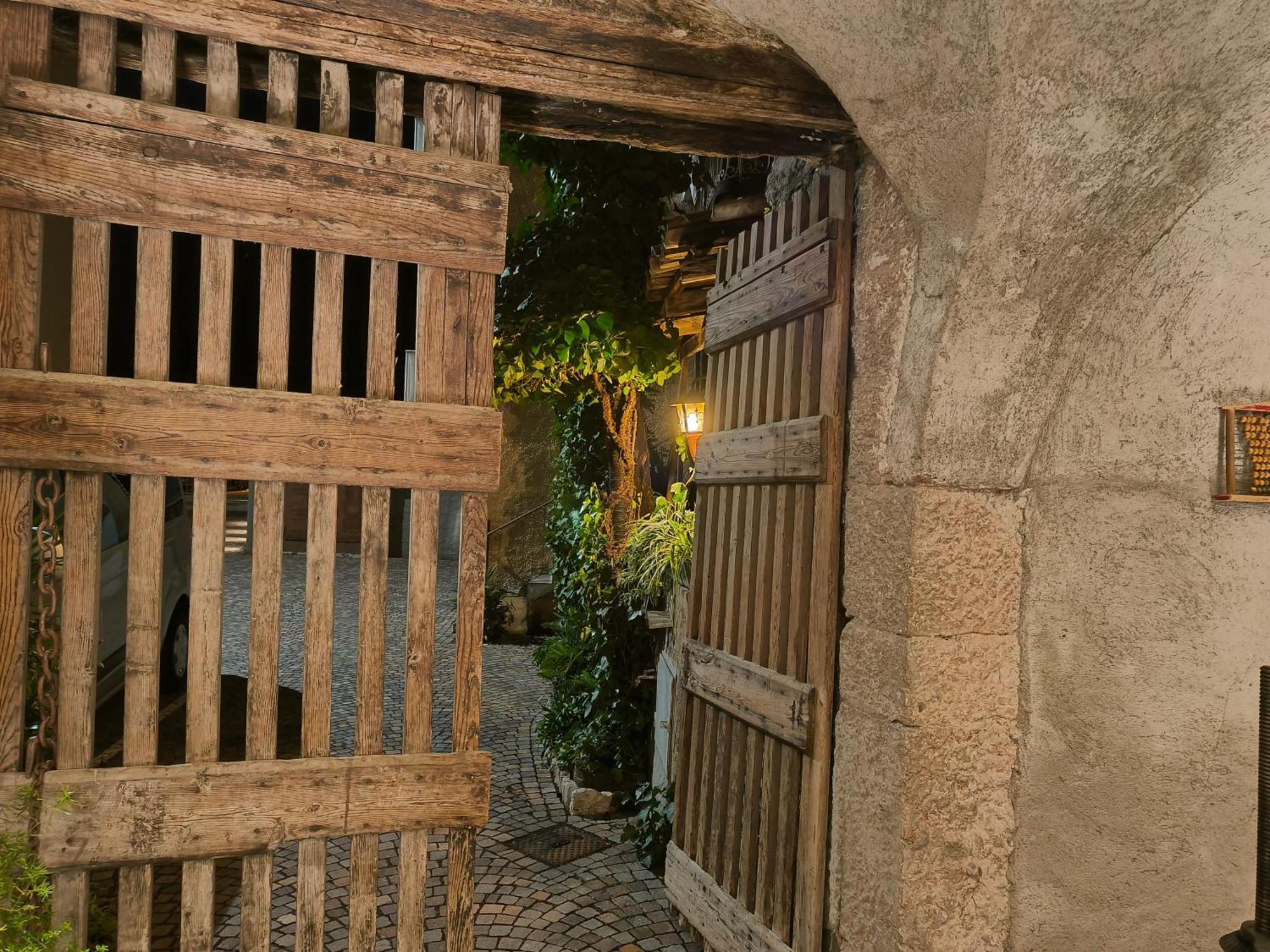 Appartamenti Villa Belvedere Arco Bagian luar foto