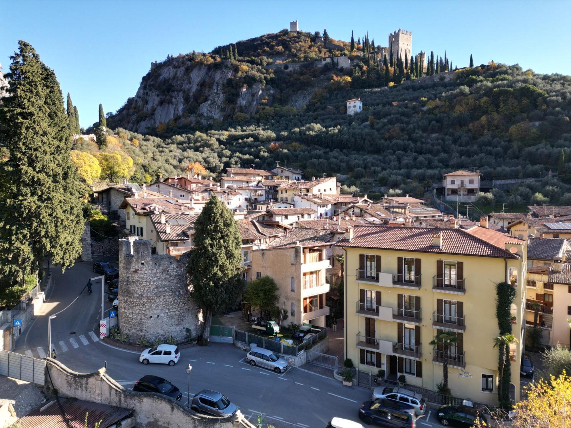 Appartamenti Villa Belvedere Arco Bagian luar foto